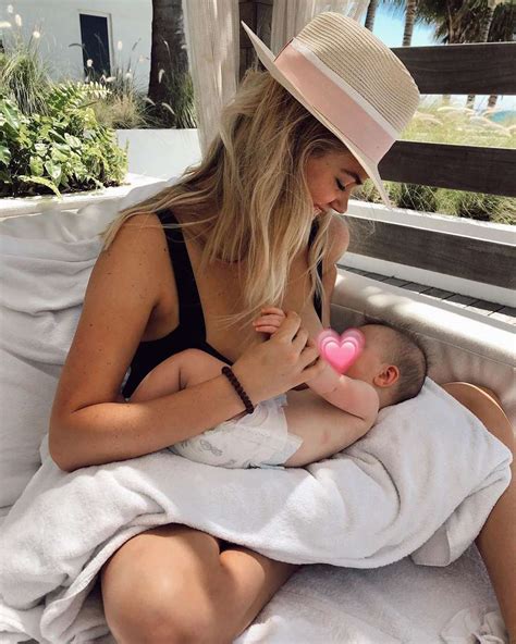 Kate Upton gets real about her breastfeeding。